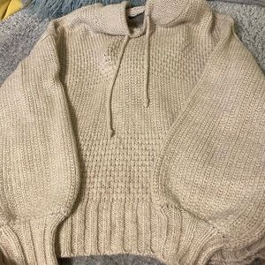 American Eagle Hooded Sweater. Size medium.